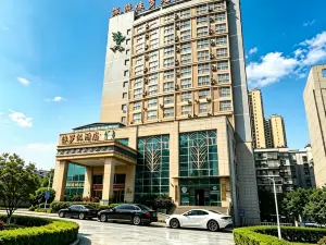 侏羅紀ホテル（赤水客運駅人和広場）
