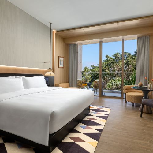 三亚半山海景voco酒店