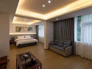 Wencheng Jucai Homestay (Baizhangji Scenic Area North Gate)