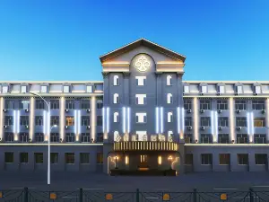 Haocai Muju Hotel (Mudanjiang High-speed Railway Station Beishan Park)