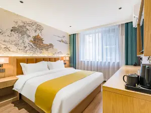 Lanxi Youth Hotel (Beijing Yonghegong Gulou Street Subway Station)