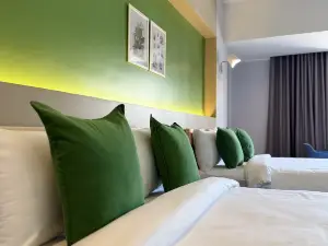 Chill Chill Hotel