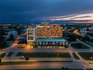 Ramada by Wyndham Vientiane Central