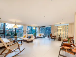 Element Boutique Homestay