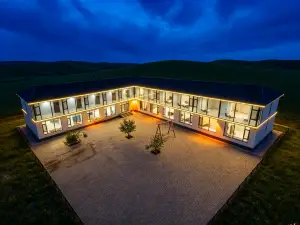 君意|向野·180°全景度假美宿（豐寧壩上中國馬鎮旅遊度假區店）