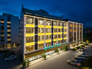 Nandan Mingxin Grand Hotel (Nandan Bus Terminal)