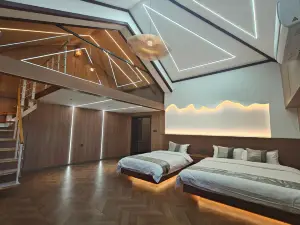 Kelaixuan Hotel (Daomi Post Station Branch, Changbaishan North Slope Distribution Center)