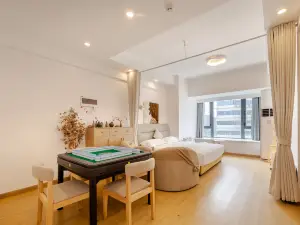 Ruihe · Zhenxuan Apartment (Chunxi Road)