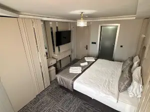 Grand Heykel Hotel