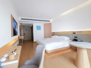 Platinum Hotel