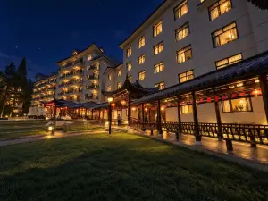 長天啟航大飯店（井岡山風景區挹翠湖店）