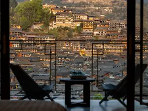 Fenghua Xueyue Hotel