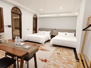 Chanchan Inn (Leshan Giant Buddha · Zhanggongqiao Food Street Branch)