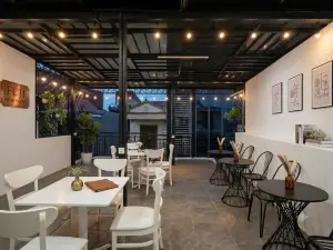 Fuji Apartment