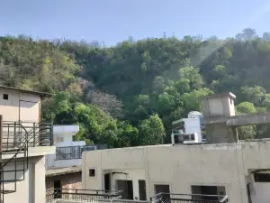 Cabana Suites