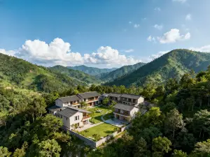 Luyao Hotel