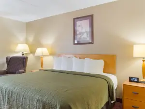 All Seasons Inn & Suites Smithfield Providence