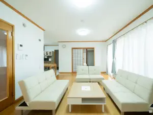 旭町ハウス