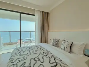 Royal Sea No.1 Sea-view Executive Apartment