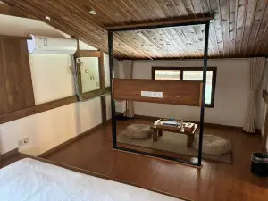 Baoxing Xueshan Homestay