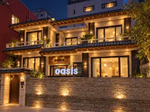 Hotel Oasis Yeonji Hanok