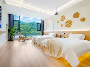 Yinlu · Guanyue Mountain View Luxury Vacation Homestay