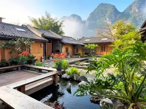 Governor's Mansion Courtyard•Centennial Old House• Vacation Homestay