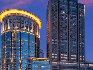 Huayu Hotel (Chongqing Jiefangbei Area Hong Ya Dong)