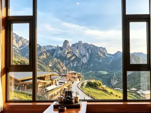 Xiangyunduan Alaya Boutique Stay (Zagana Scenic Area)