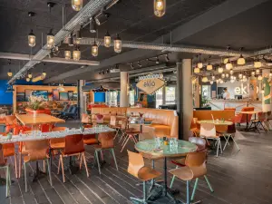 Eklo Hotels Paris Roissy CDG Airport