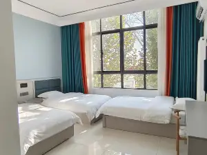 Yuxi Homestay (Fangcheng Eighth Elementary School)