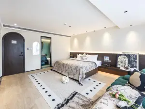Qianjiao Island Hotel