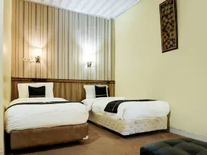 Collection O R.Sukamto Near Palembang Trade Center Mall