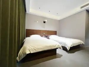 Guzhang Leading One Hotel