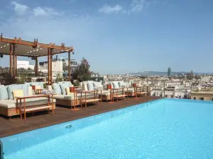 Grand Hotel Central, Small Luxury Hotels