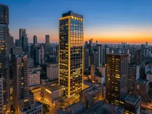 Golden Eagle Summit Hotel