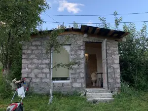 UNO-Dili House and Winery