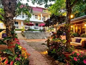 Ani Marie Guest House