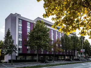 Nobel Inn Hotel