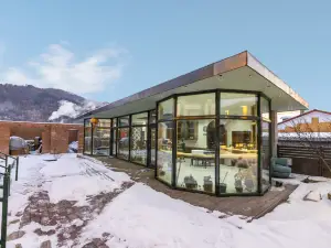 Floral Hotel·Jiushiba Hotel（Russian Style Town Store）