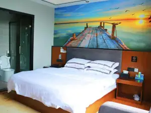 Pingguo Weisner Theme Hotel