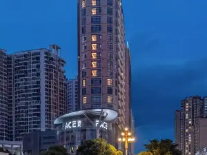 景峰ホテル 興義（夢楽城）