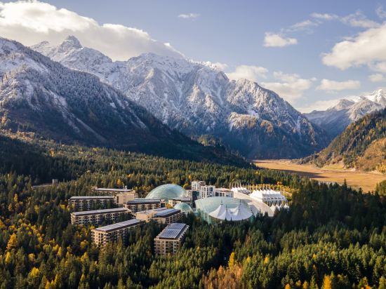 InterContinental Hotels RESORT JIUZHAI PARADISE by IHG