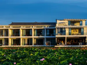 Xiangwang Lake View Vacation Homestay (Puzhehei Scenic Area Branch)