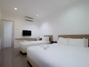 T Hotel Tandop