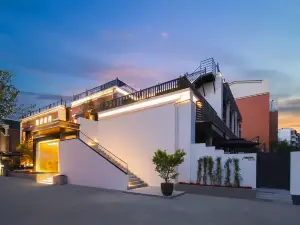 Yinju Luoyi Homestay (Luoyang Yingtianmen Luoyi Old Town)