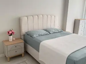 Crescent Boutique Hotel