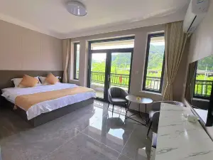 Tingfeng Jianshan Courtyard-Style Hotel