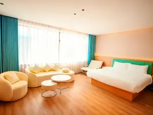 Ru Jia Yi Ju Hotel (Lishu No.1 Middle School)