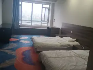 古月瀾民宿